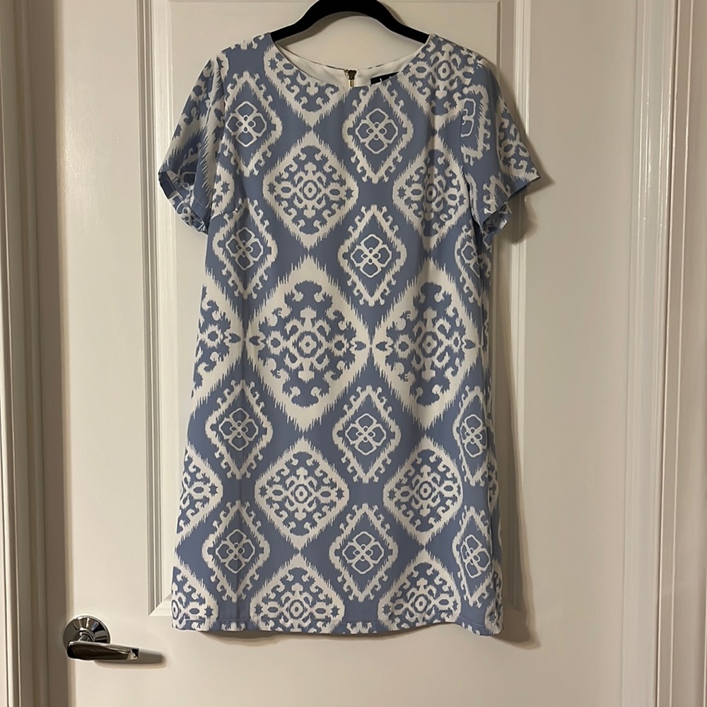 Lulu’s Shift Dress— light blue and white patterned